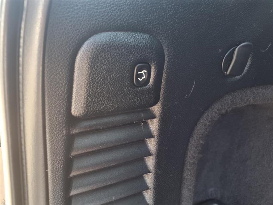 2021 Jeep Grand Cherokee Limited 4x4, available for sale in Flushing, New York | Silverline Auto Group. Flushing, New York 2021 Jeep Grand Cherokee Limited 4x4, available for sale in Flushing, New York | Silverline Auto Group. Flushing, New York