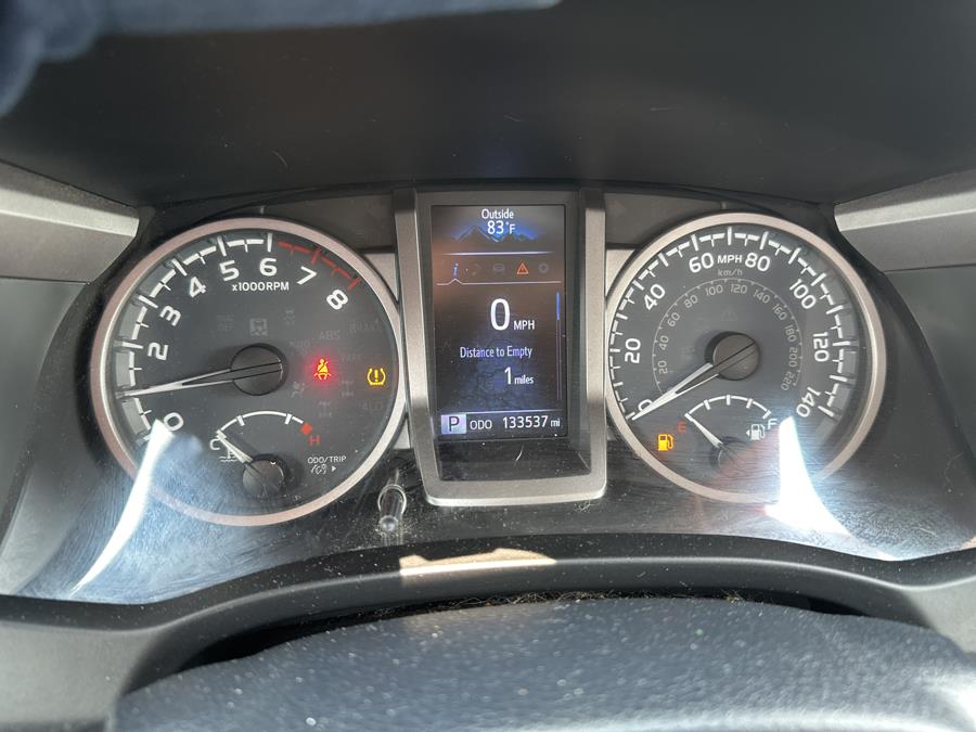2017 Toyota Tacoma SR5 Double Cab 6'' Bed V6 4x4 AT (Natl), available for sale in Milford, Connecticut | Dealertown Auto Wholesalers. Milford, Connecticut 2017 Toyota Tacoma SR5 Double Cab 6'' Bed V6 4x4 AT (Natl), available for sale in Milford, Connecticut | Dealertown Auto Wholesalers. Milford, Connecticut