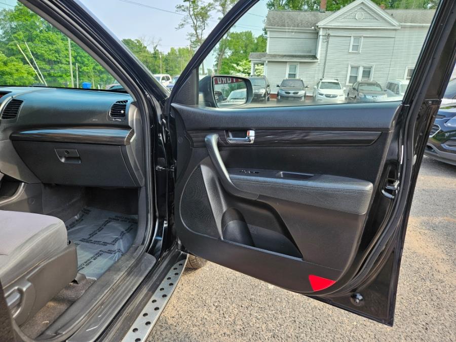 2012 Kia Sorento AWD 4dr I4-GDI LX, available for sale in East Windsor, Connecticut | Toro Auto. East Windsor, Connecticut 2012 Kia Sorento AWD 4dr I4-GDI LX, available for sale in East Windsor, Connecticut | Toro Auto. East Windsor, Connecticut