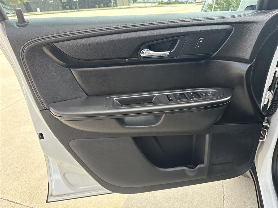 2016 Chevrolet Traverse LT, available for sale in Elida, Ohio | Josh's All Under Ten LLC. Elida, Ohio 2016 Chevrolet Traverse LT, available for sale in Elida, Ohio | Josh's All Under Ten LLC. Elida, Ohio