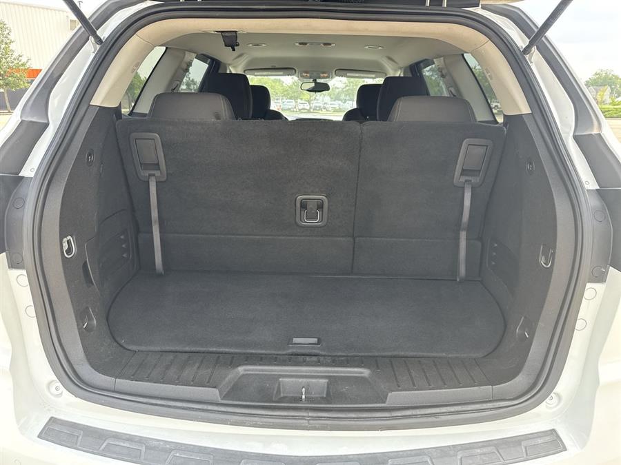 2016 Chevrolet Traverse LT, available for sale in Elida, Ohio | Josh's All Under Ten LLC. Elida, Ohio 2016 Chevrolet Traverse LT, available for sale in Elida, Ohio | Josh's All Under Ten LLC. Elida, Ohio