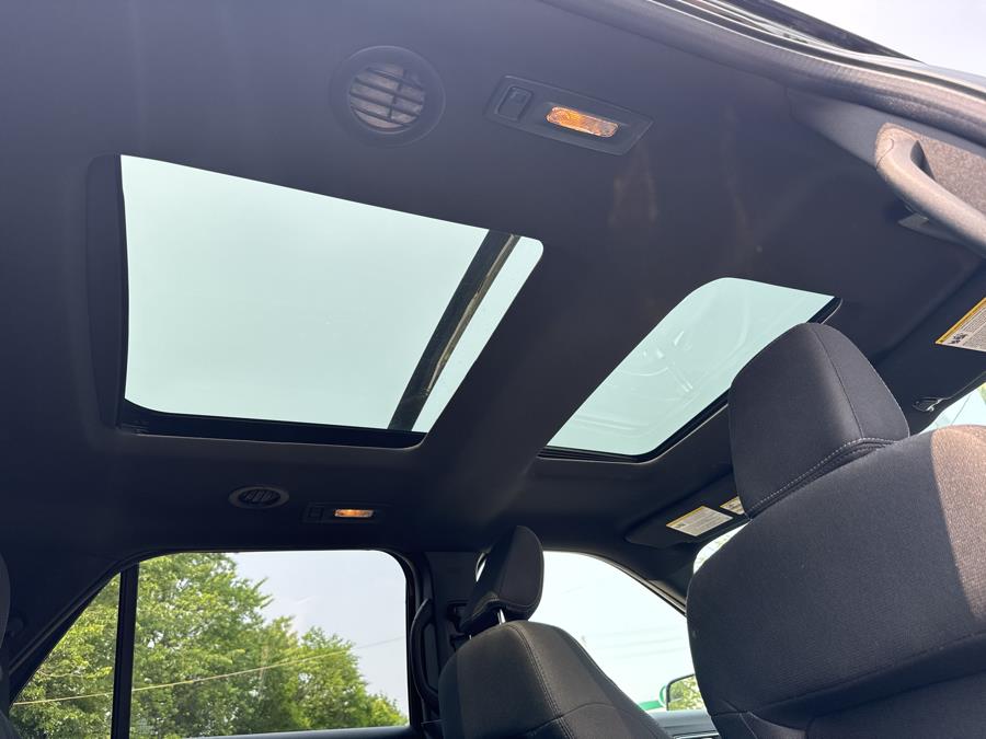 2018 Ford Explorer XLT 4WD, available for sale in Little Ferry, New Jersey | Victoria Preowned Autos Inc. Little Ferry, New Jersey 2018 Ford Explorer XLT 4WD, available for sale in Little Ferry, New Jersey | Victoria Preowned Autos Inc. Little Ferry, New Jersey