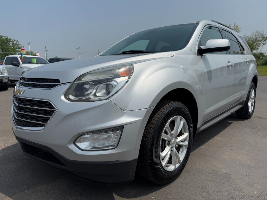 Used 2017 Chevrolet Equinox in Ortonville, Michigan | Marsh Auto Sales LLC. Ortonville, Michigan