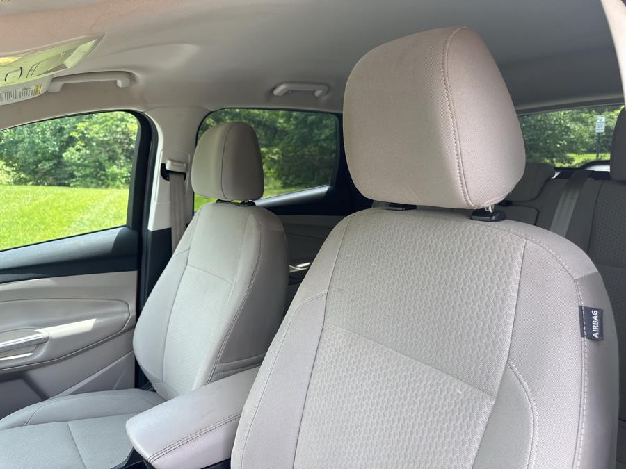 2017 Ford Escape SE FWD, available for sale in Beavercreek, Ohio | Wholesale Direct Motors. Beavercreek, Ohio 2017 Ford Escape SE FWD, available for sale in Beavercreek, Ohio | Wholesale Direct Motors. Beavercreek, Ohio