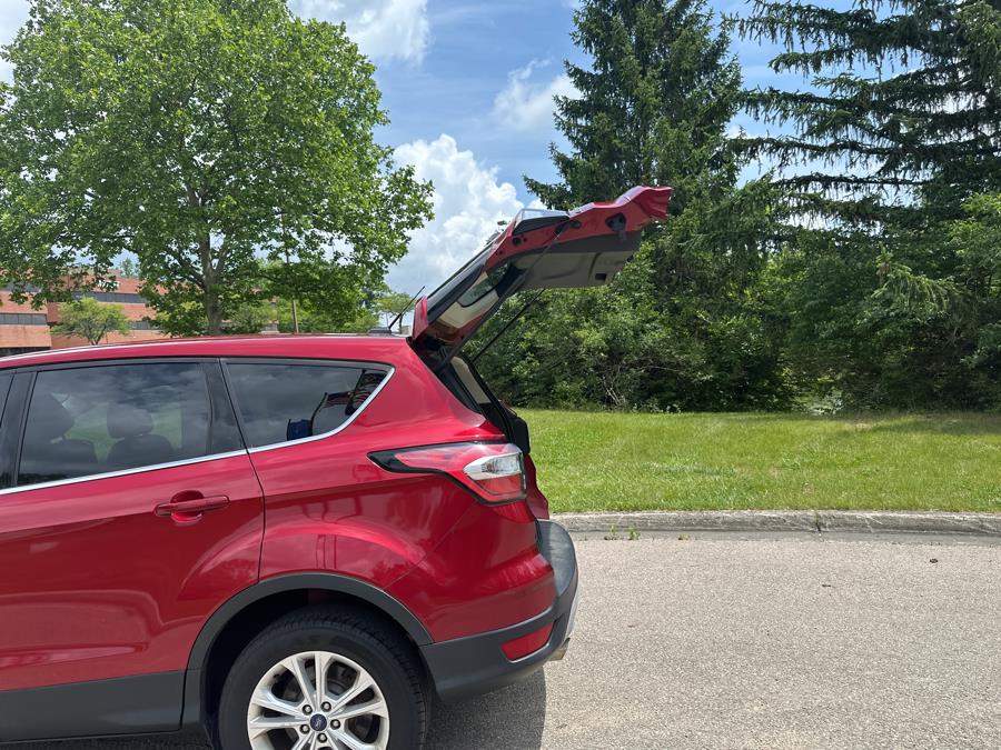 2017 Ford Escape SE FWD, available for sale in Beavercreek, Ohio | Wholesale Direct Motors. Beavercreek, Ohio 2017 Ford Escape SE FWD, available for sale in Beavercreek, Ohio | Wholesale Direct Motors. Beavercreek, Ohio