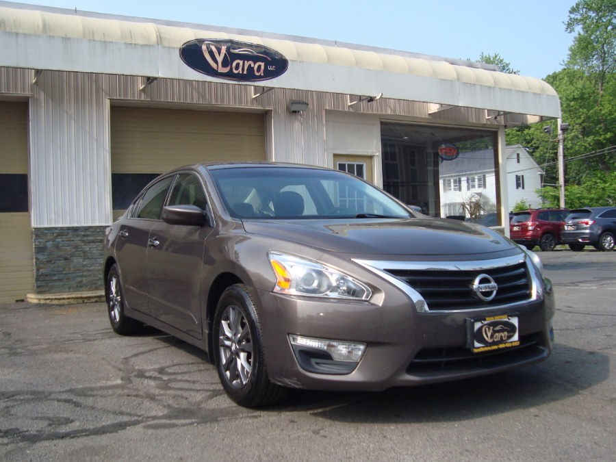 2015 Nissan Altima 4dr Sdn I4 2.5 S, available for sale in Manchester, Connecticut | Yara Motors. Manchester, Connecticut 2015 Nissan Altima 4dr Sdn I4 2.5 S, available for sale in Manchester, Connecticut | Yara Motors. Manchester, Connecticut
