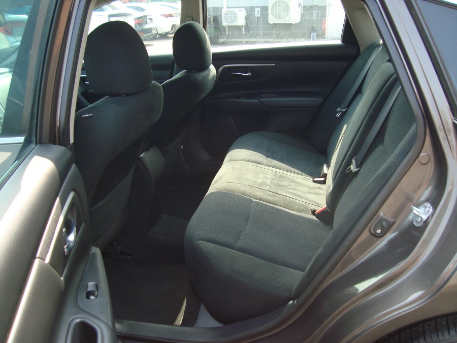 2015 Nissan Altima 4dr Sdn I4 2.5 S, available for sale in Manchester, Connecticut | Yara Motors. Manchester, Connecticut 2015 Nissan Altima 4dr Sdn I4 2.5 S, available for sale in Manchester, Connecticut | Yara Motors. Manchester, Connecticut