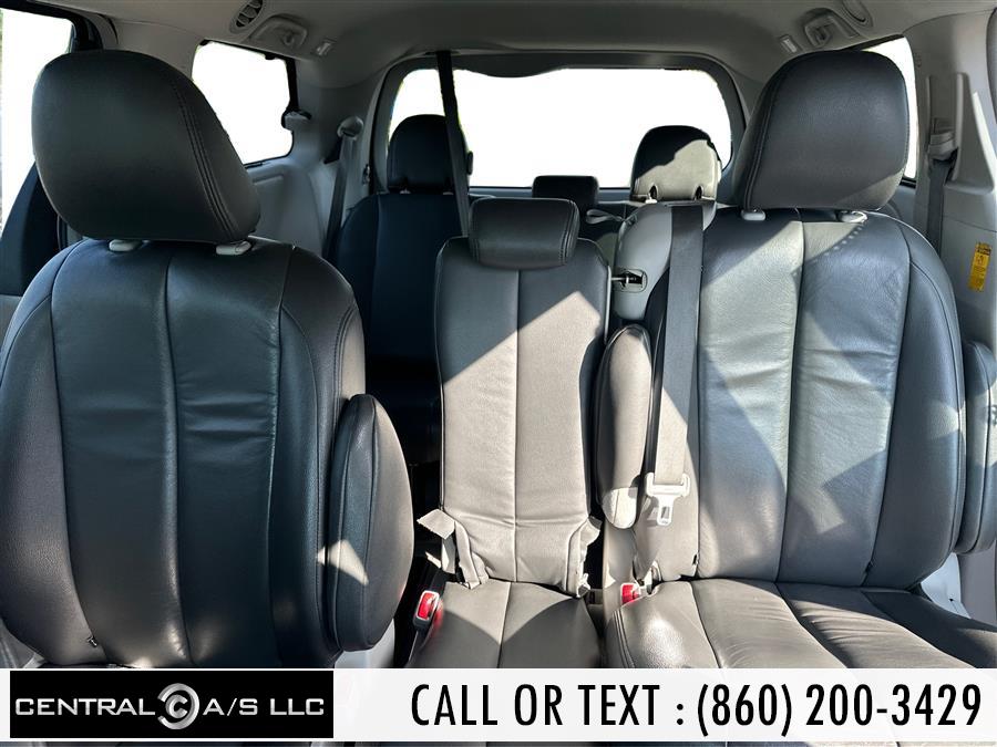 2014 Toyota Sienna 5dr 8-Pass Van V6 LE FWD, available for sale in East Windsor, Connecticut | Central A/S LLC. East Windsor, Connecticut 2014 Toyota Sienna 5dr 8-Pass Van V6 LE FWD, available for sale in East Windsor, Connecticut | Central A/S LLC. East Windsor, Connecticut