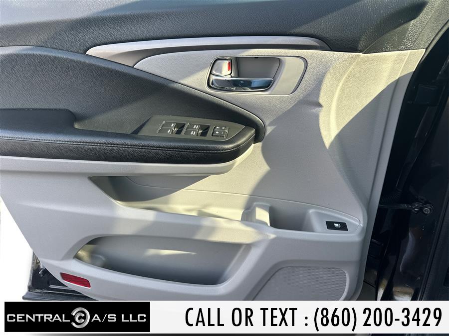 2017 Honda Pilot EX AWD, available for sale in East Windsor, Connecticut | Central A/S LLC. East Windsor, Connecticut 2017 Honda Pilot EX AWD, available for sale in East Windsor, Connecticut | Central A/S LLC. East Windsor, Connecticut