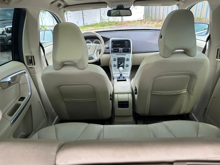 2013 Volvo XC60 AWD 4dr T6 Premier Plus, available for sale in Taunton, Massachusetts | Rt 138 Auto Center Inc . Taunton, Massachusetts 2013 Volvo XC60 AWD 4dr T6 Premier Plus, available for sale in Taunton, Massachusetts | Rt 138 Auto Center Inc . Taunton, Massachusetts