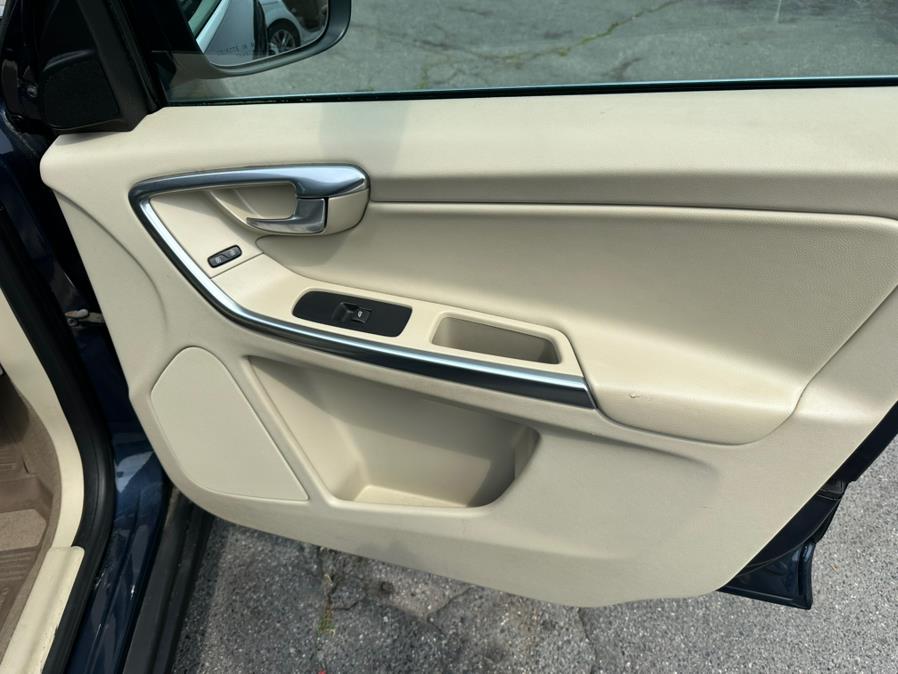 2013 Volvo XC60 AWD 4dr T6 Premier Plus, available for sale in Taunton, Massachusetts | Rt 138 Auto Center Inc . Taunton, Massachusetts 2013 Volvo XC60 AWD 4dr T6 Premier Plus, available for sale in Taunton, Massachusetts | Rt 138 Auto Center Inc . Taunton, Massachusetts