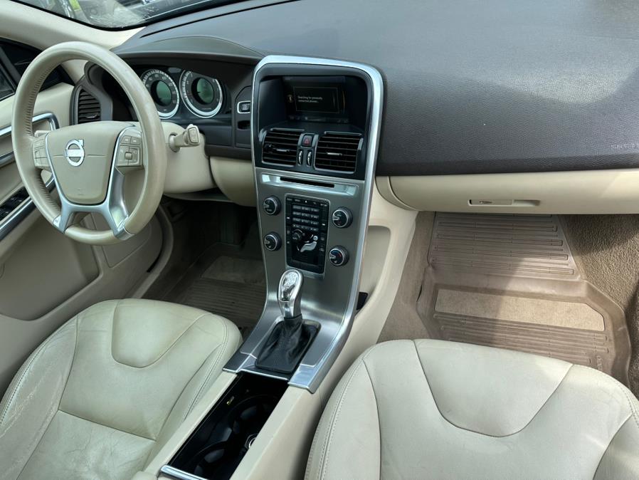 2013 Volvo XC60 AWD 4dr T6 Premier Plus, available for sale in Taunton, Massachusetts | Rt 138 Auto Center Inc . Taunton, Massachusetts 2013 Volvo XC60 AWD 4dr T6 Premier Plus, available for sale in Taunton, Massachusetts | Rt 138 Auto Center Inc . Taunton, Massachusetts