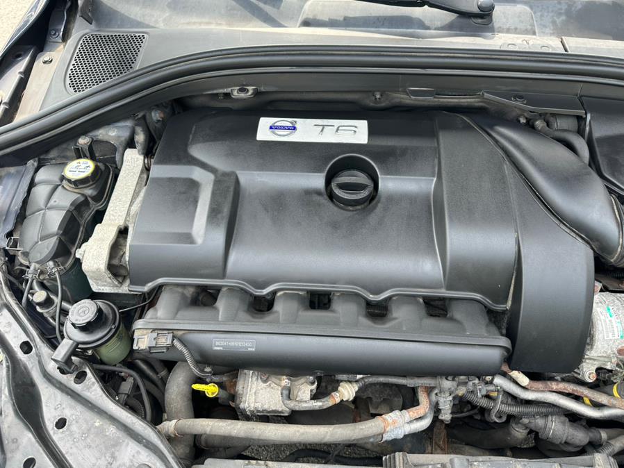 2013 Volvo XC60 AWD 4dr T6 Premier Plus, available for sale in Taunton, Massachusetts | Rt 138 Auto Center Inc . Taunton, Massachusetts 2013 Volvo XC60 AWD 4dr T6 Premier Plus, available for sale in Taunton, Massachusetts | Rt 138 Auto Center Inc . Taunton, Massachusetts