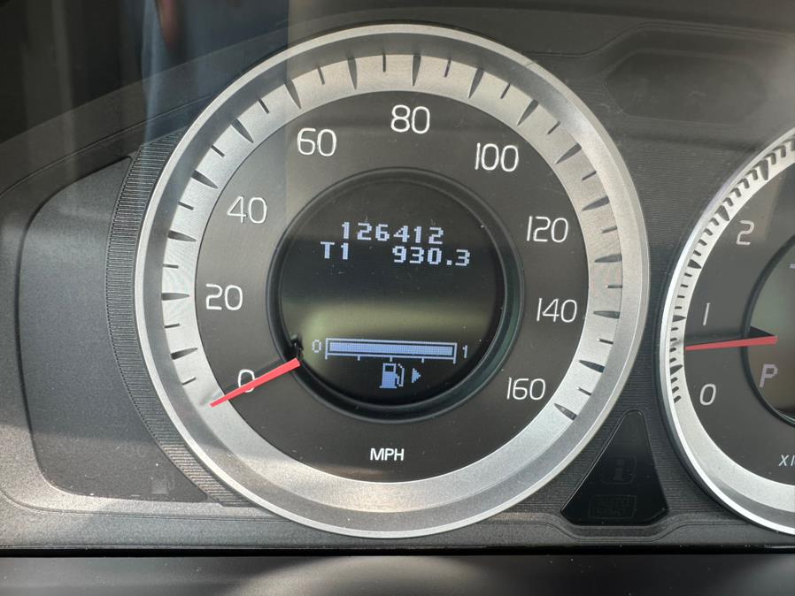 2013 Volvo XC60 AWD 4dr T6 Premier Plus, available for sale in Taunton, Massachusetts | Rt 138 Auto Center Inc . Taunton, Massachusetts 2013 Volvo XC60 AWD 4dr T6 Premier Plus, available for sale in Taunton, Massachusetts | Rt 138 Auto Center Inc . Taunton, Massachusetts