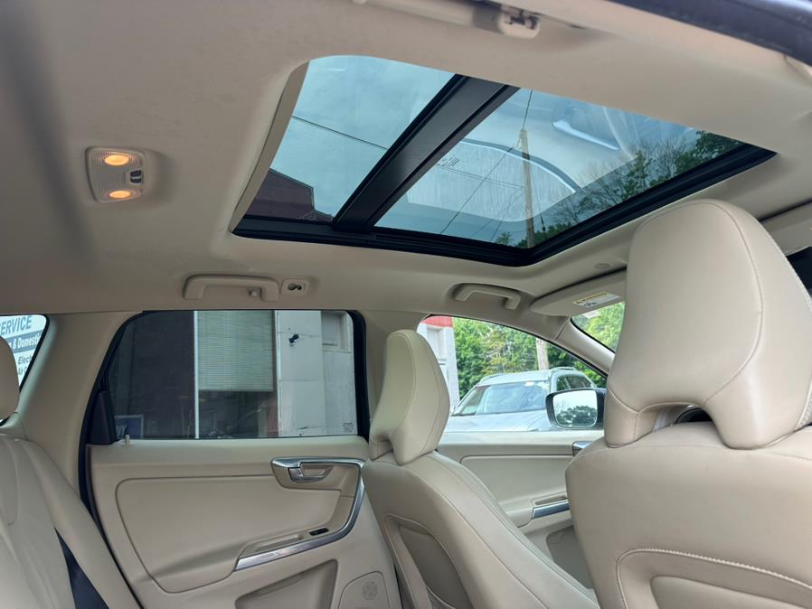 2013 Volvo XC60 AWD 4dr T6 Premier Plus, available for sale in Taunton, Massachusetts | Rt 138 Auto Center Inc . Taunton, Massachusetts 2013 Volvo XC60 AWD 4dr T6 Premier Plus, available for sale in Taunton, Massachusetts | Rt 138 Auto Center Inc . Taunton, Massachusetts