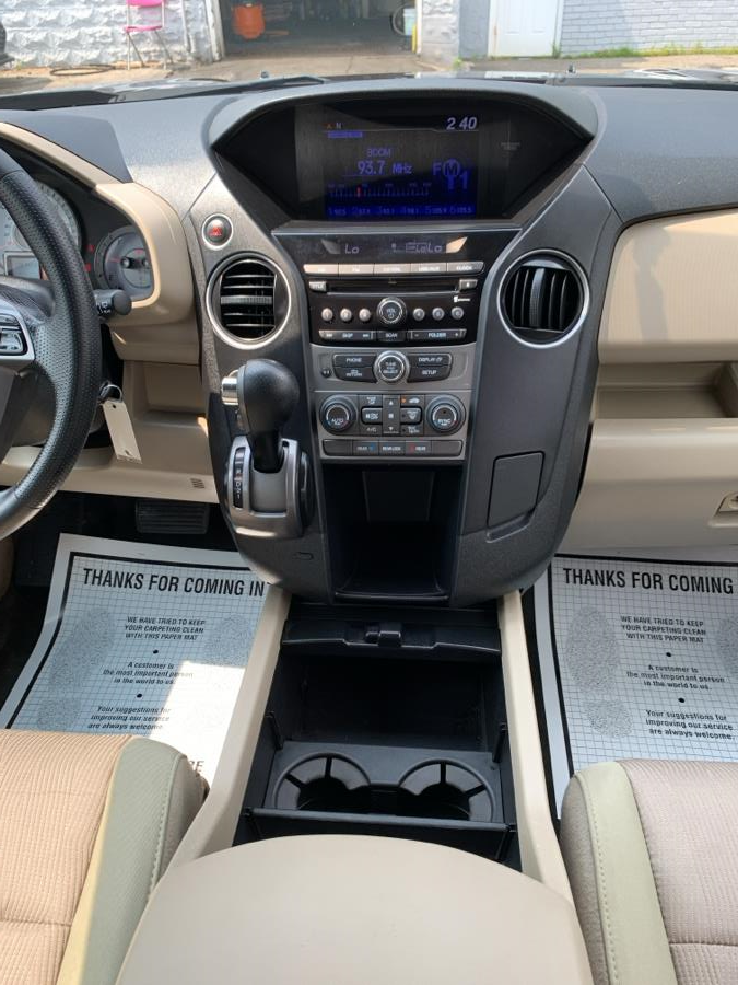 2013 Honda Pilot 4WD 4dr EX, available for sale in Springfield, Massachusetts | Absolute Motors Inc. Springfield, Massachusetts 2013 Honda Pilot 4WD 4dr EX, available for sale in Springfield, Massachusetts | Absolute Motors Inc. Springfield, Massachusetts