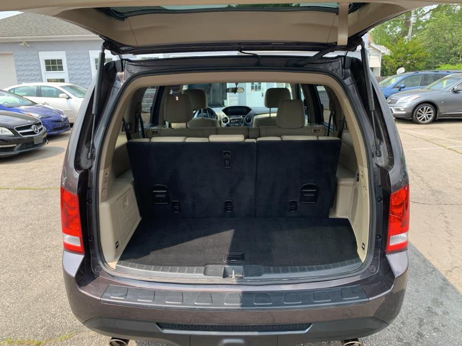 2013 Honda Pilot 4WD 4dr EX, available for sale in Springfield, Massachusetts | Absolute Motors Inc. Springfield, Massachusetts 2013 Honda Pilot 4WD 4dr EX, available for sale in Springfield, Massachusetts | Absolute Motors Inc. Springfield, Massachusetts