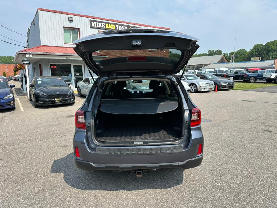 2015 Subaru Outback 4dr Wgn 2.5i Premium PZEV, available for sale in South Windsor, Connecticut | Mike And Tony Auto Sales, Inc. South Windsor, Connecticut 2015 Subaru Outback 4dr Wgn 2.5i Premium PZEV, available for sale in South Windsor, Connecticut | Mike And Tony Auto Sales, Inc. South Windsor, Connecticut