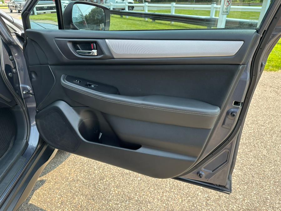 2015 Subaru Outback 4dr Wgn 2.5i Premium PZEV, available for sale in South Windsor, Connecticut | Mike And Tony Auto Sales, Inc. South Windsor, Connecticut 2015 Subaru Outback 4dr Wgn 2.5i Premium PZEV, available for sale in South Windsor, Connecticut | Mike And Tony Auto Sales, Inc. South Windsor, Connecticut