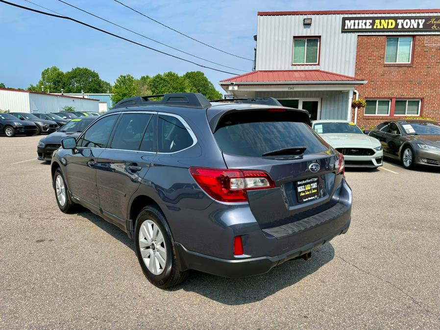 2015 Subaru Outback 4dr Wgn 2.5i Premium PZEV, available for sale in South Windsor, Connecticut | Mike And Tony Auto Sales, Inc. South Windsor, Connecticut 2015 Subaru Outback 4dr Wgn 2.5i Premium PZEV, available for sale in South Windsor, Connecticut | Mike And Tony Auto Sales, Inc. South Windsor, Connecticut