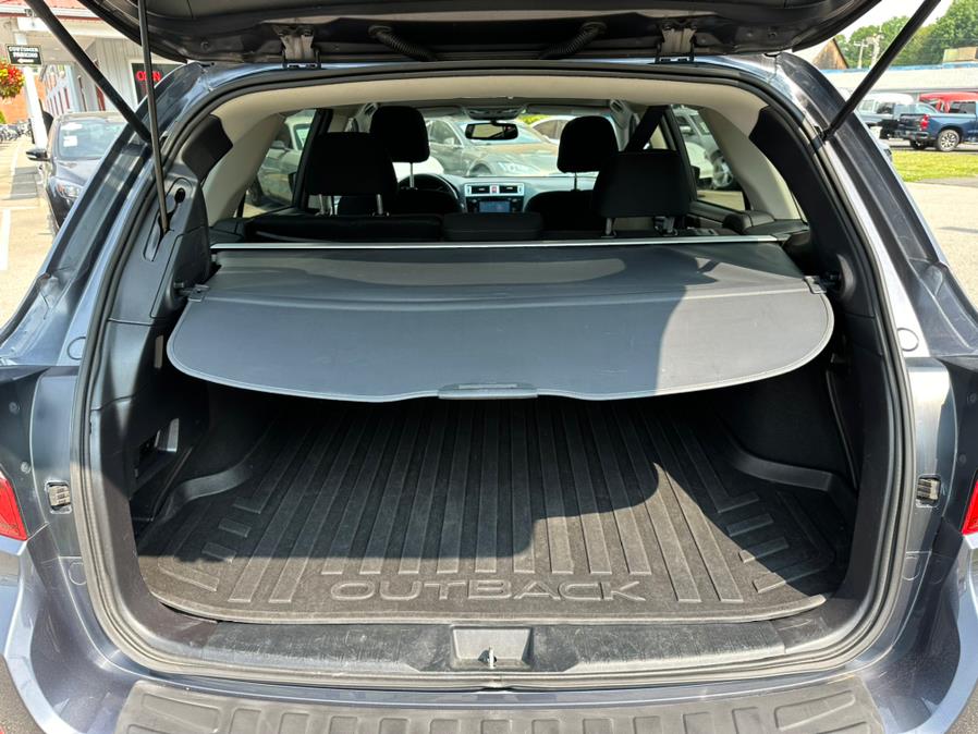 2015 Subaru Outback 4dr Wgn 2.5i Premium PZEV, available for sale in South Windsor, Connecticut | Mike And Tony Auto Sales, Inc. South Windsor, Connecticut 2015 Subaru Outback 4dr Wgn 2.5i Premium PZEV, available for sale in South Windsor, Connecticut | Mike And Tony Auto Sales, Inc. South Windsor, Connecticut