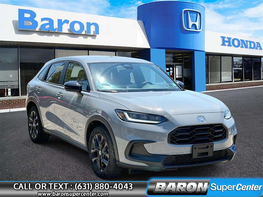 Used 2023 Honda Hr-v in Patchogue, New York | Baron Supercenter. Patchogue, New York