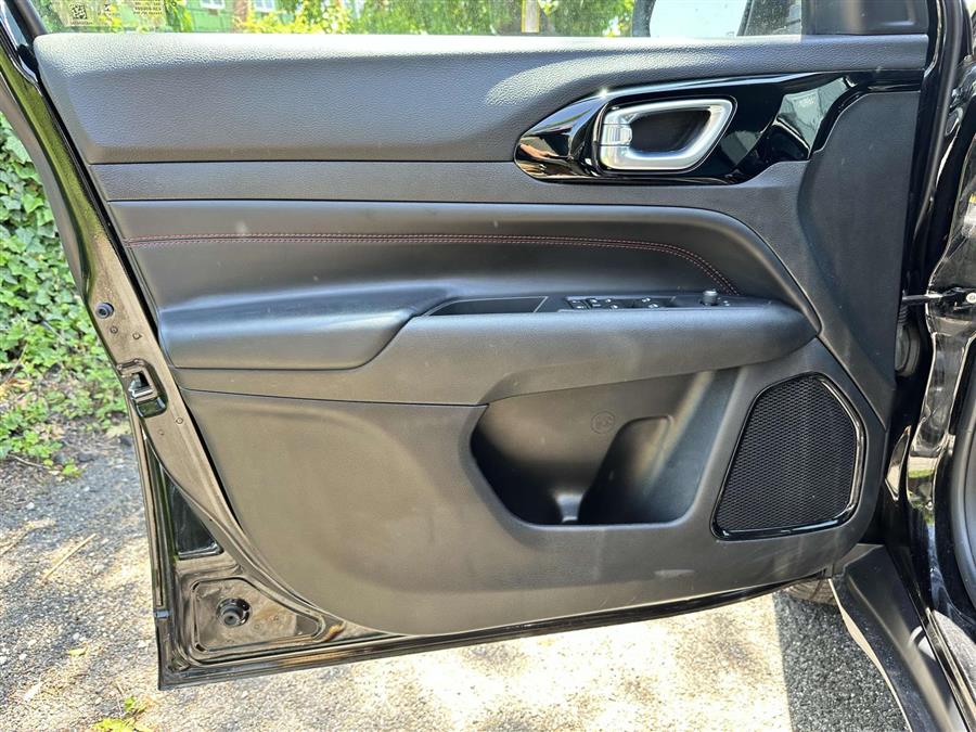 2022 Jeep Compass Trailhawk, available for sale in Patchogue, New York | Baron Supercenter. Patchogue, New York 2022 Jeep Compass Trailhawk, available for sale in Patchogue, New York | Baron Supercenter. Patchogue, New York