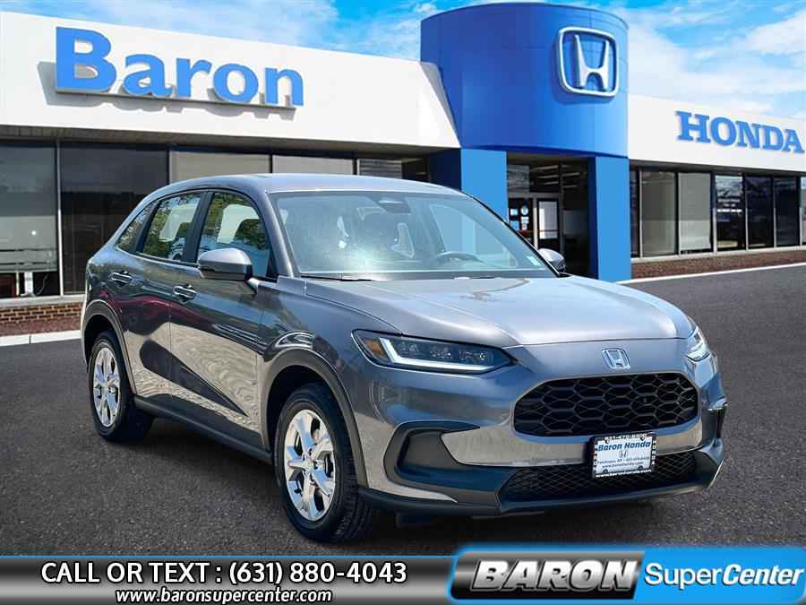 Used 2024 Honda Hr-v in Patchogue, New York | Baron Supercenter. Patchogue, New York
