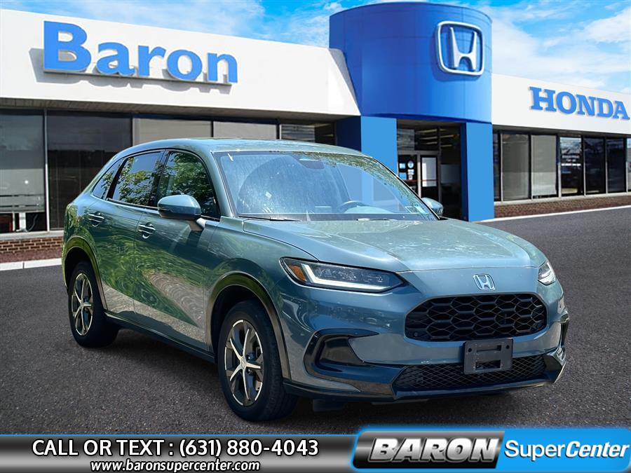 Used 2023 Honda Hr-v in Patchogue, New York | Baron Supercenter. Patchogue, New York