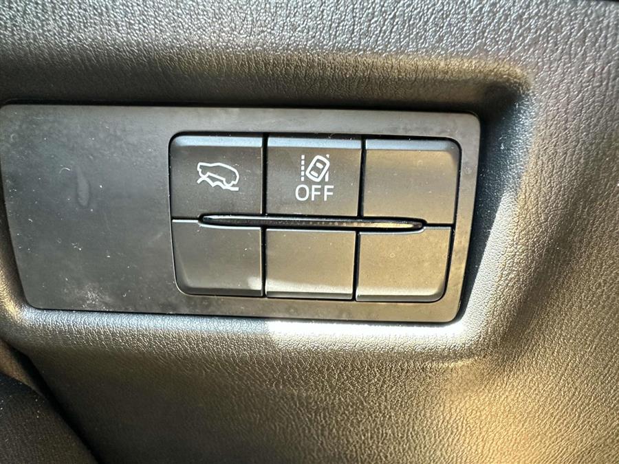2022 Mazda Cx-5 2.5 S Select Package, available for sale in Patchogue, New York | Baron Supercenter. Patchogue, New York 2022 Mazda Cx-5 2.5 S Select Package, available for sale in Patchogue, New York | Baron Supercenter. Patchogue, New York