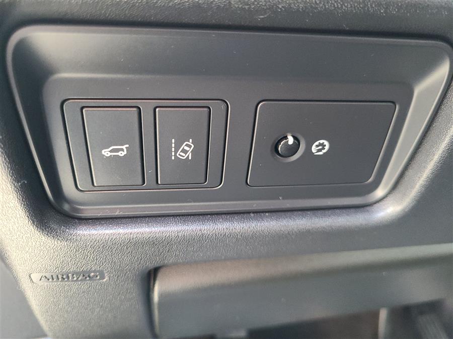 2018 Land Rover Discovery Sport HSE 4WD, available for sale in Canton, Connecticut | Lava Motors. Canton, Connecticut 2018 Land Rover Discovery Sport HSE 4WD, available for sale in Canton, Connecticut | Lava Motors. Canton, Connecticut