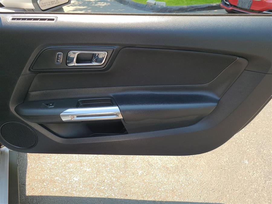 2015 Ford Mustang 2dr Conv V6, available for sale in Canton, Connecticut | Lava Motors. Canton, Connecticut 2015 Ford Mustang 2dr Conv V6, available for sale in Canton, Connecticut | Lava Motors. Canton, Connecticut