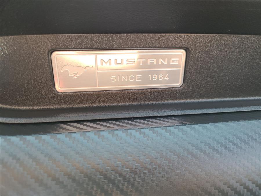2015 Ford Mustang 2dr Conv V6, available for sale in Canton, Connecticut | Lava Motors. Canton, Connecticut 2015 Ford Mustang 2dr Conv V6, available for sale in Canton, Connecticut | Lava Motors. Canton, Connecticut