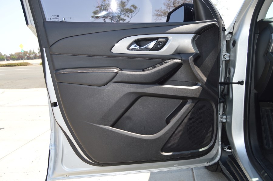 2019 Chevrolet Traverse AWD 4dr LS w/1LS, available for sale in Moreno Valley, California | Fusion Motors Inc. Moreno Valley, California 2019 Chevrolet Traverse AWD 4dr LS w/1LS, available for sale in Moreno Valley, California | Fusion Motors Inc. Moreno Valley, California