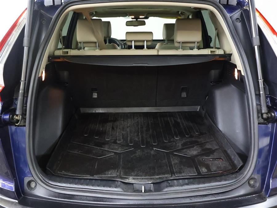 2017 Honda Cr-v EXL, available for sale in Paterson, New Jersey | Fast Track Motors. Paterson, New Jersey 2017 Honda Cr-v EXL, available for sale in Paterson, New Jersey | Fast Track Motors. Paterson, New Jersey