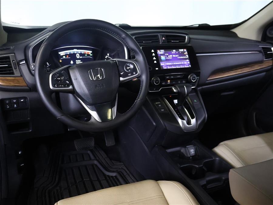 2017 Honda Cr-v EXL, available for sale in Paterson, New Jersey | Fast Track Motors. Paterson, New Jersey 2017 Honda Cr-v EXL, available for sale in Paterson, New Jersey | Fast Track Motors. Paterson, New Jersey