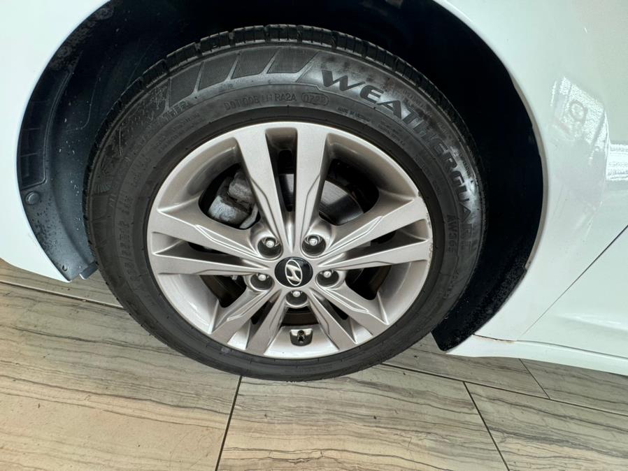 2018 Hyundai Elantra SEL 2.0L Auto (Alabama), available for sale in West Hartford, Connecticut | AutoMax. West Hartford, Connecticut 2018 Hyundai Elantra SEL 2.0L Auto (Alabama), available for sale in West Hartford, Connecticut | AutoMax. West Hartford, Connecticut