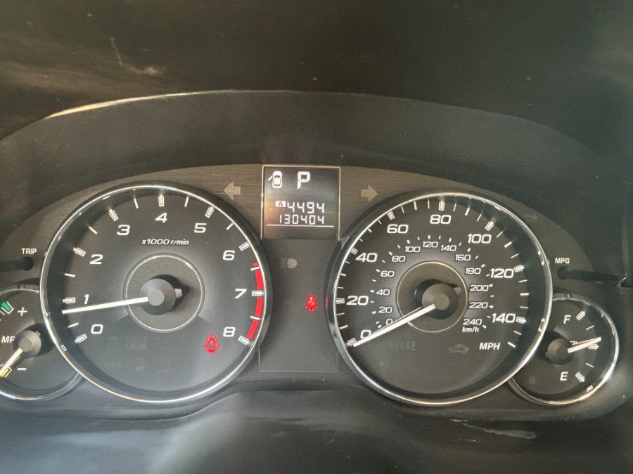 2011 Subaru Outback 4dr Wgn H4 Auto 2.5i Prem AWP, available for sale in West Babylon, New York | New Gen Auto Group. West Babylon, New York 2011 Subaru Outback 4dr Wgn H4 Auto 2.5i Prem AWP, available for sale in West Babylon, New York | New Gen Auto Group. West Babylon, New York