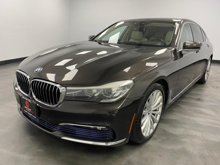2017 Bmw 740i 740i xDrive photo 2