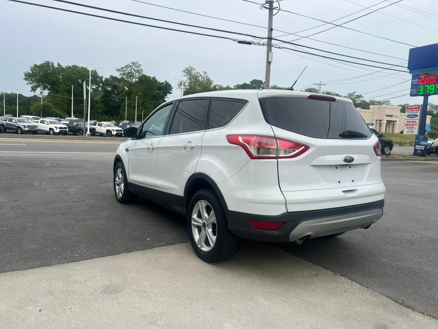 2016 Ford Escape 4WD 4dr SE, available for sale in Swansea, Massachusetts | Gas On The Run. Swansea, Massachusetts 2016 Ford Escape 4WD 4dr SE, available for sale in Swansea, Massachusetts | Gas On The Run. Swansea, Massachusetts