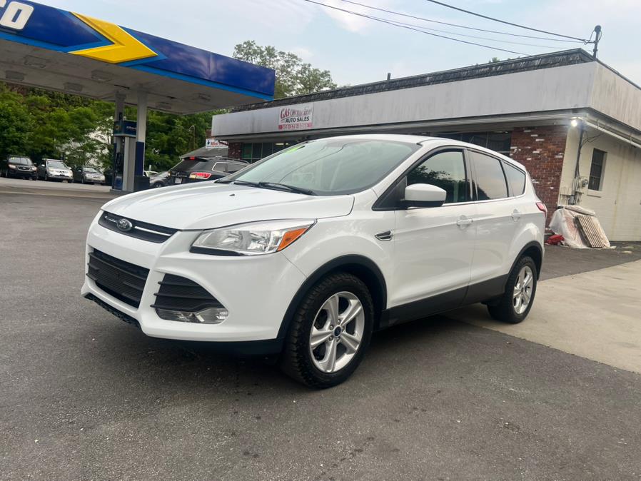2016 Ford Escape 4WD 4dr SE, available for sale in Swansea, Massachusetts | Gas On The Run. Swansea, Massachusetts 2016 Ford Escape 4WD 4dr SE, available for sale in Swansea, Massachusetts | Gas On The Run. Swansea, Massachusetts