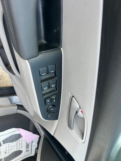 2012 Honda Odyssey 5dr EX, available for sale in Swansea, Massachusetts | Gas On The Run. Swansea, Massachusetts 2012 Honda Odyssey 5dr EX, available for sale in Swansea, Massachusetts | Gas On The Run. Swansea, Massachusetts