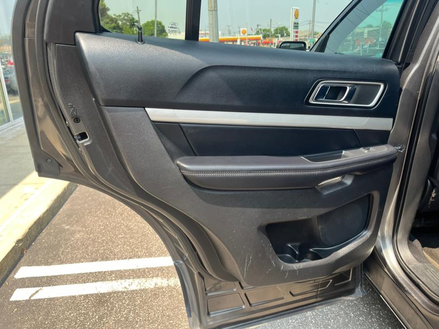 2016 Ford Explorer 4WD 4dr XLT, available for sale in Elmont, New York | Sunrise of Elmont. Elmont, New York 2016 Ford Explorer 4WD 4dr XLT, available for sale in Elmont, New York | Sunrise of Elmont. Elmont, New York