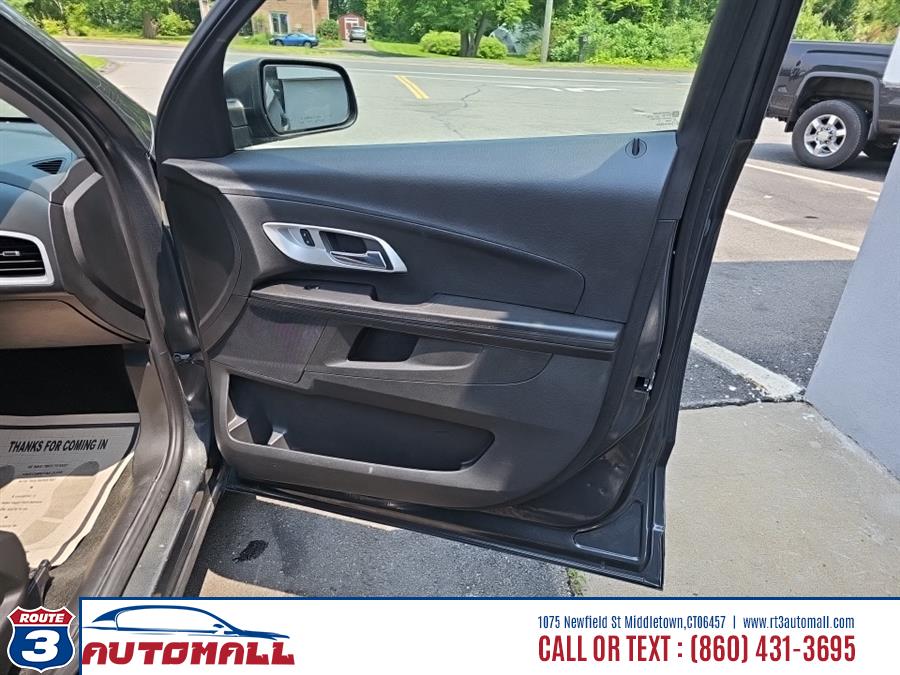2017 Chevrolet Equinox AWD 4dr LS, available for sale in Middletown, Connecticut | RT 3 AUTO MALL LLC. Middletown, Connecticut 2017 Chevrolet Equinox AWD 4dr LS, available for sale in Middletown, Connecticut | RT 3 AUTO MALL LLC. Middletown, Connecticut