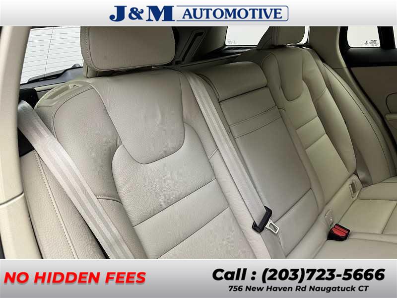 2020 Volvo V60 Momentum, available for sale in Naugatuck, Connecticut | J&M Automotive Sls&Svc LLC. Naugatuck, Connecticut 2020 Volvo V60 Momentum, available for sale in Naugatuck, Connecticut | J&M Automotive Sls&Svc LLC. Naugatuck, Connecticut
