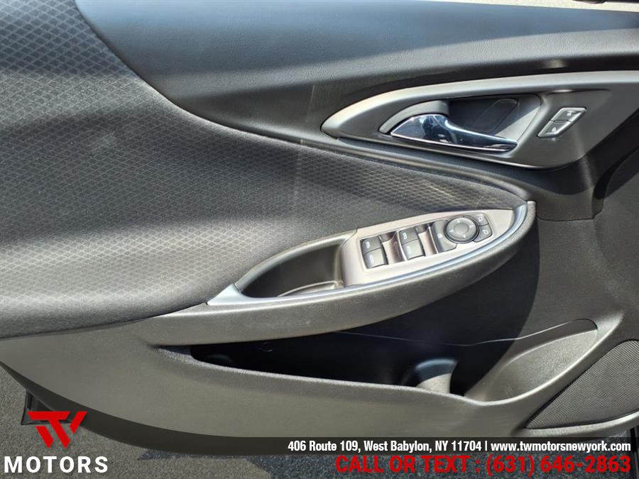 2020 Chevrolet Malibu 4dr Sdn LT, available for sale in West Babylon, New York | TW Motors. West Babylon, New York 2020 Chevrolet Malibu 4dr Sdn LT, available for sale in West Babylon, New York | TW Motors. West Babylon, New York