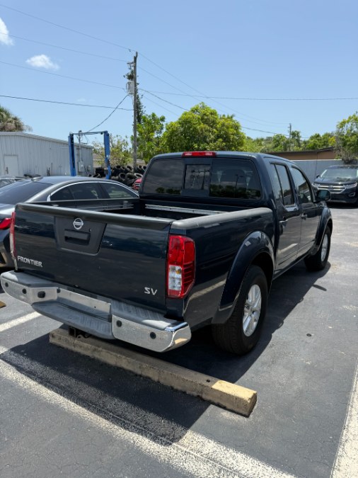2016 Nissan Frontier 2WD Crew Cab SWB Manual S, available for sale in Fort Myers, Florida | Carlux Fort Myers. Fort Myers, Florida 2016 Nissan Frontier 2WD Crew Cab SWB Manual S, available for sale in Fort Myers, Florida | Carlux Fort Myers. Fort Myers, Florida