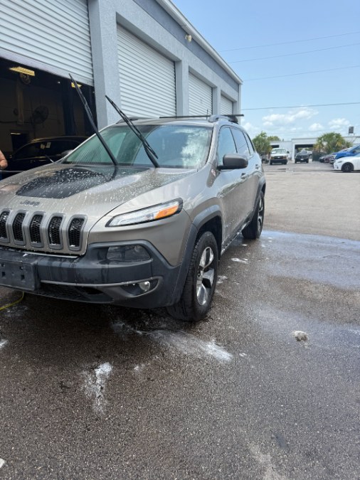 2017 Jeep Cherokee Trailhawk 4x4 *Ltd Avail*, available for sale in Fort Myers, Florida | Carlux Fort Myers. Fort Myers, Florida 2017 Jeep Cherokee Trailhawk 4x4 *Ltd Avail*, available for sale in Fort Myers, Florida | Carlux Fort Myers. Fort Myers, Florida