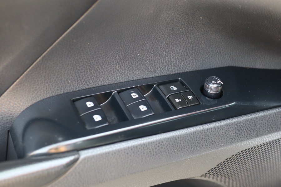 2018 Toyota Camry SE Auto (Natl), available for sale in Jamaica, New York | Hillside Auto Mall Inc.. Jamaica, New York 2018 Toyota Camry SE Auto (Natl), available for sale in Jamaica, New York | Hillside Auto Mall Inc.. Jamaica, New York