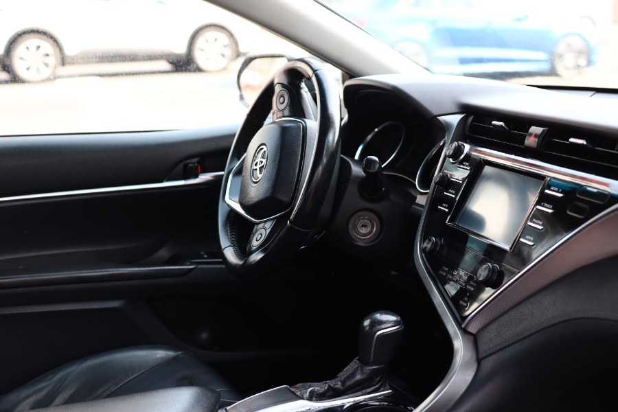 2018 Toyota Camry SE Auto (Natl), available for sale in Jamaica, New York | Hillside Auto Mall Inc.. Jamaica, New York 2018 Toyota Camry SE Auto (Natl), available for sale in Jamaica, New York | Hillside Auto Mall Inc.. Jamaica, New York